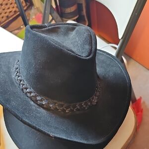 Minnetonka Black Suede Hat with Braided Band